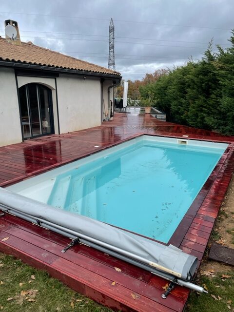 Pose d'une terrasse en bois exotique